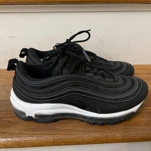 Black Nike air max 97